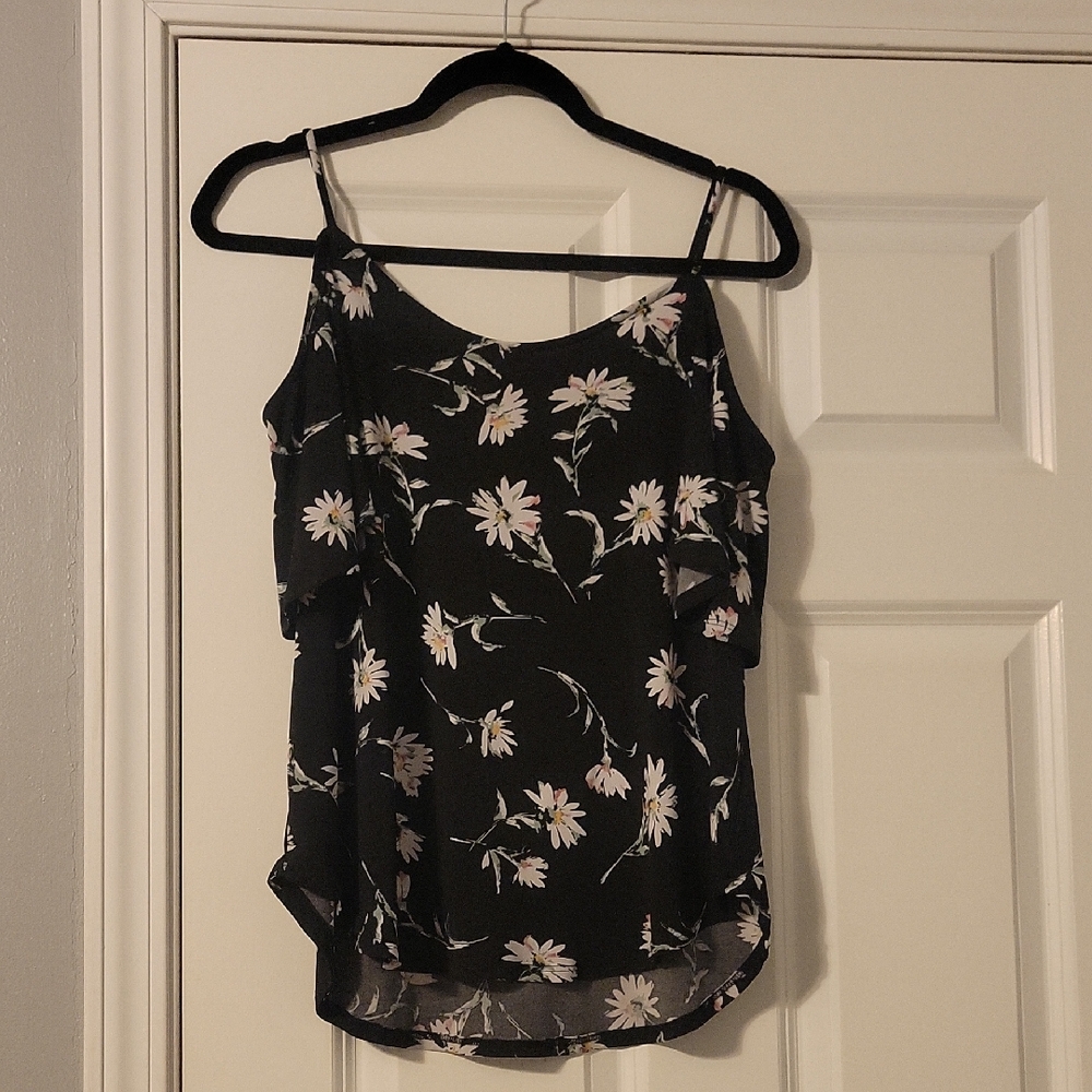 Kaileigh Black Daisy Print Camisole